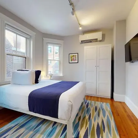 A Stylish Stay W/ A Queen Bed, Heated Floors.. #22